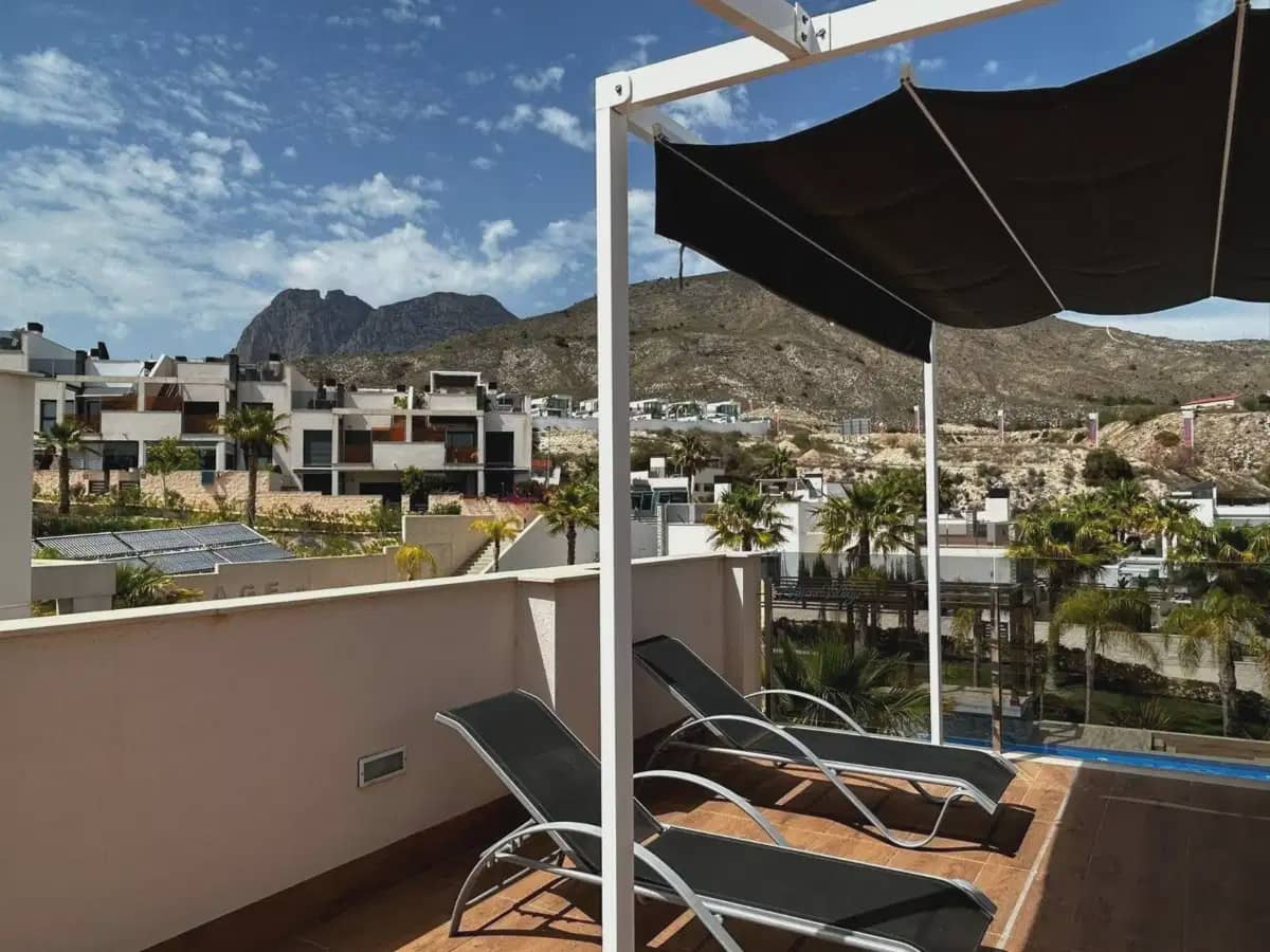 2 Zimmer Penthouse zu verkaufen in Finestrat - 355.000 € (Ref: 9872118)