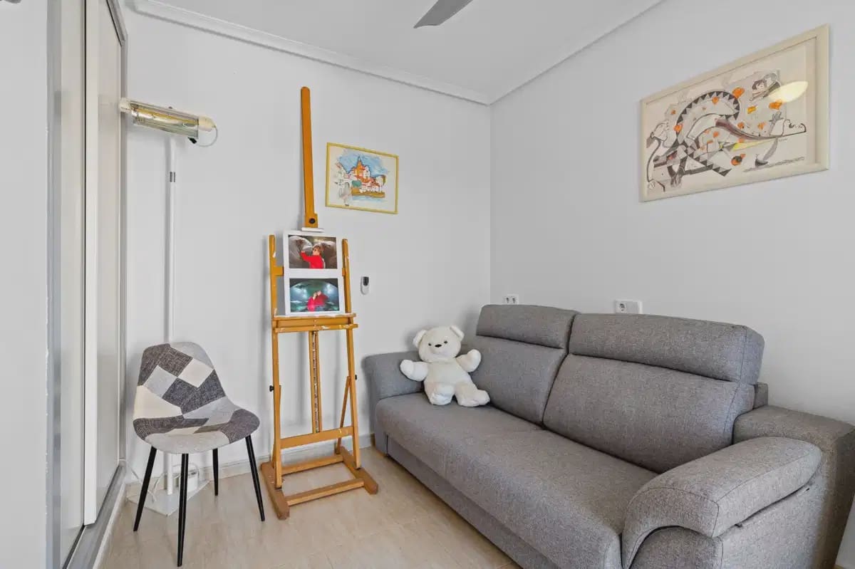 3 bedroom Villa for sale in Guardamar del Segura - € 350,000 (Ref: 9872127)