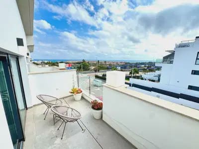 4 bedroom Townhouse for sale in Guardamar del Segura - € 379,000 (Ref: 9872130)