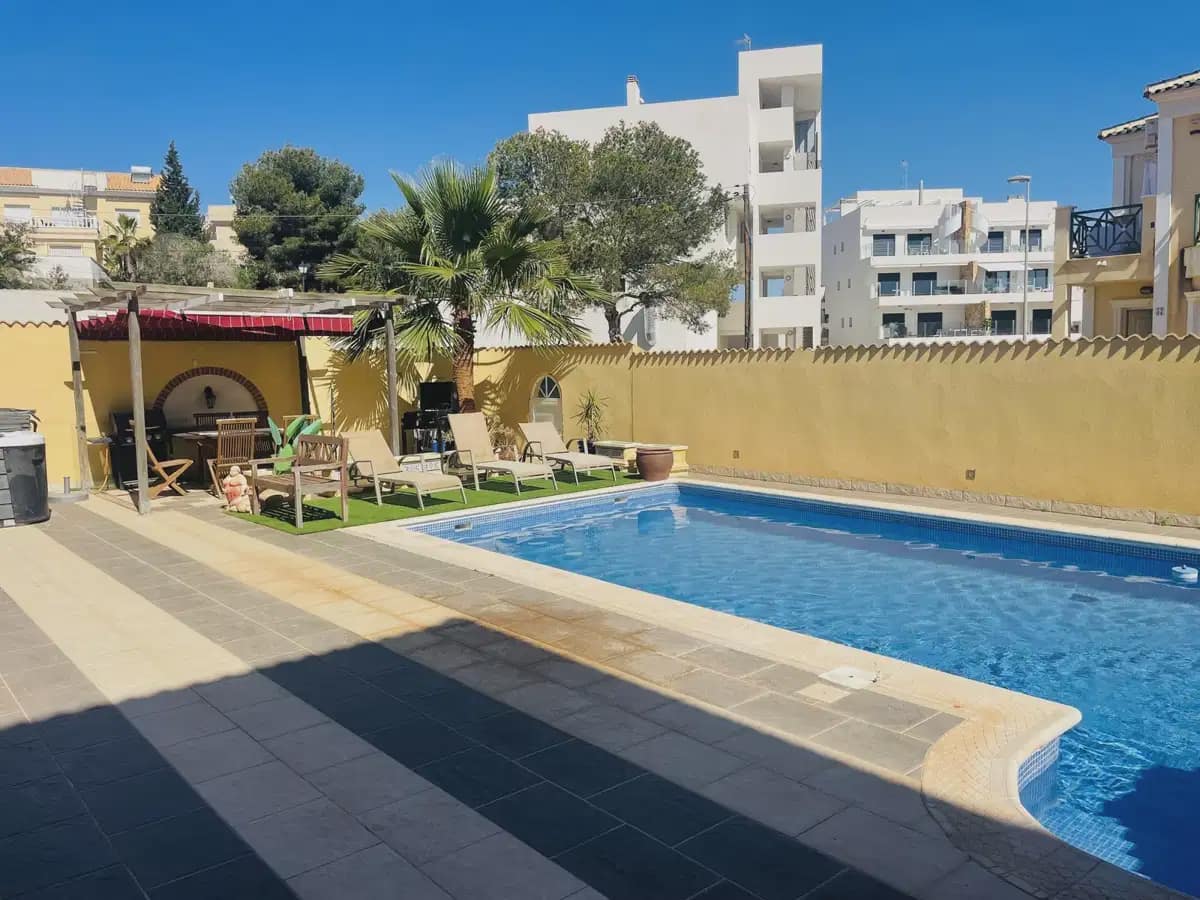 3 soveværelse Villa til salg i Villamartin - € 369.000 (Ref: 9872131)