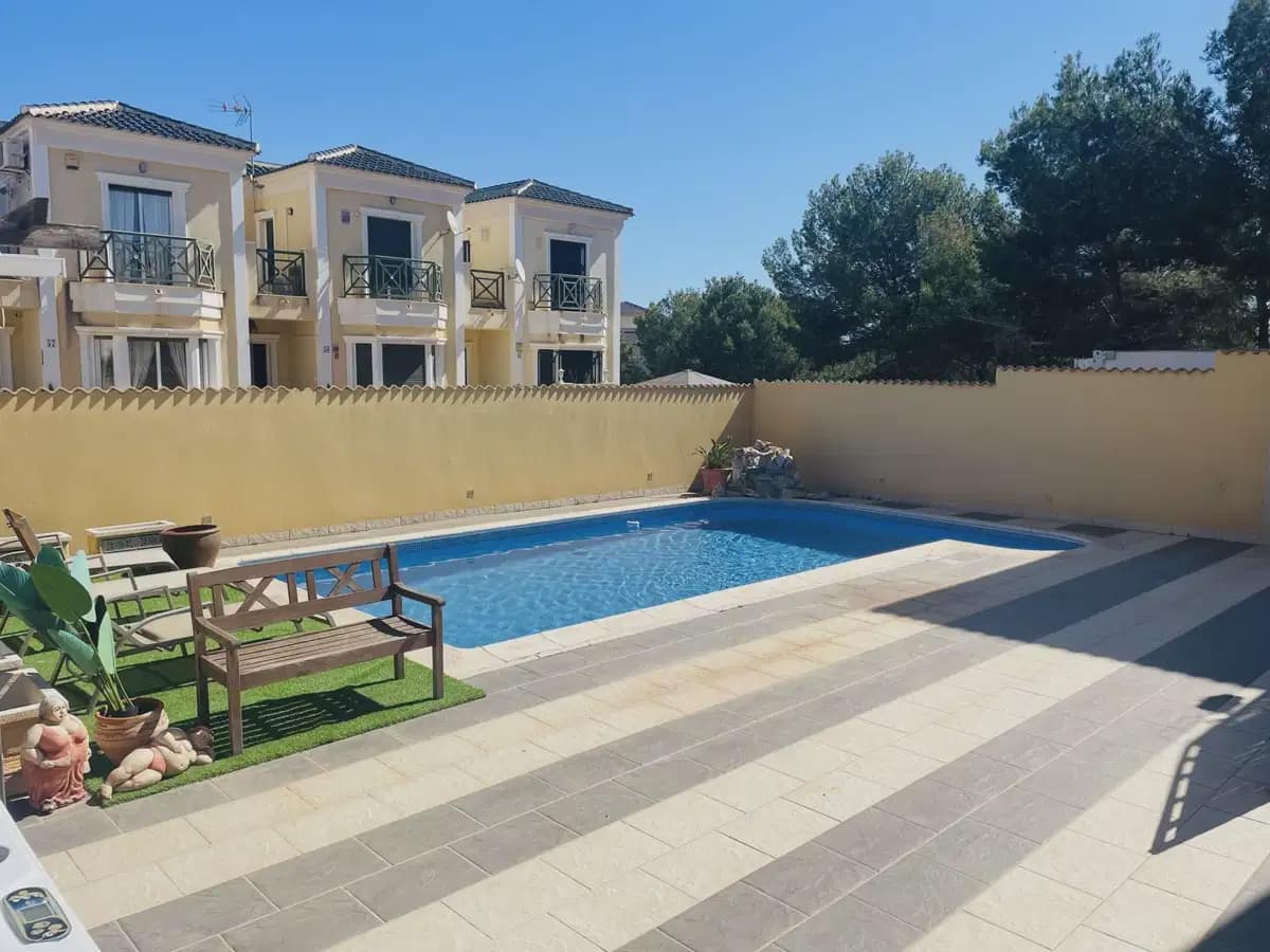 3 soveværelse Villa til salg i Villamartin - € 369.000 (Ref: 9872131)
