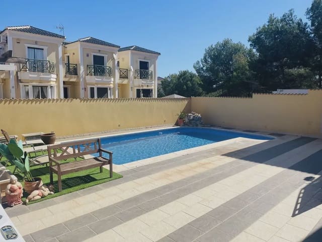 3 soveværelse Villa til salg i Villamartin, Orihuela - € 369.000 (Ref: 9872131)