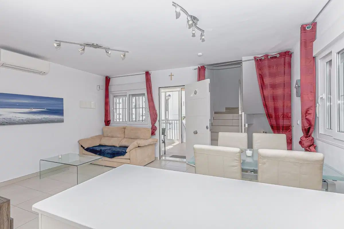 4 quarto Moradia para venda em San Fulgencio - 376 900 € (Ref: 9872135)