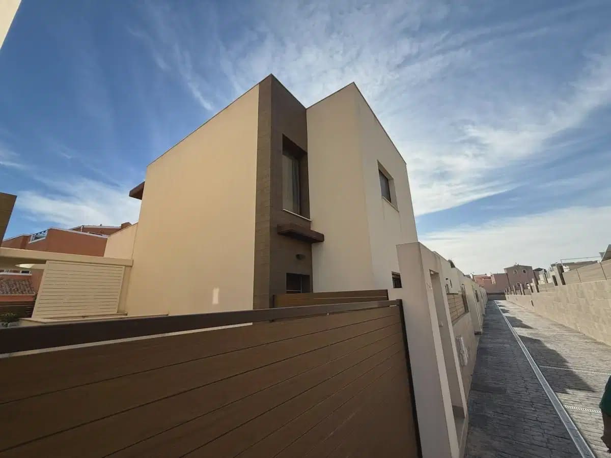 3 bedroom Villa for sale in Los Montesinos - € 359,900 (Ref: 9872140)