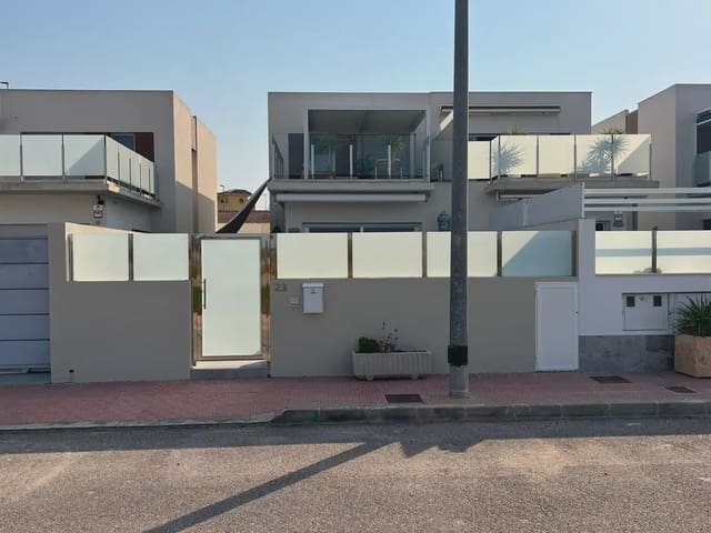 Pareado de 3 habitaciones en Daya Vieja en venta - 359.000 € (Ref: 9872142)