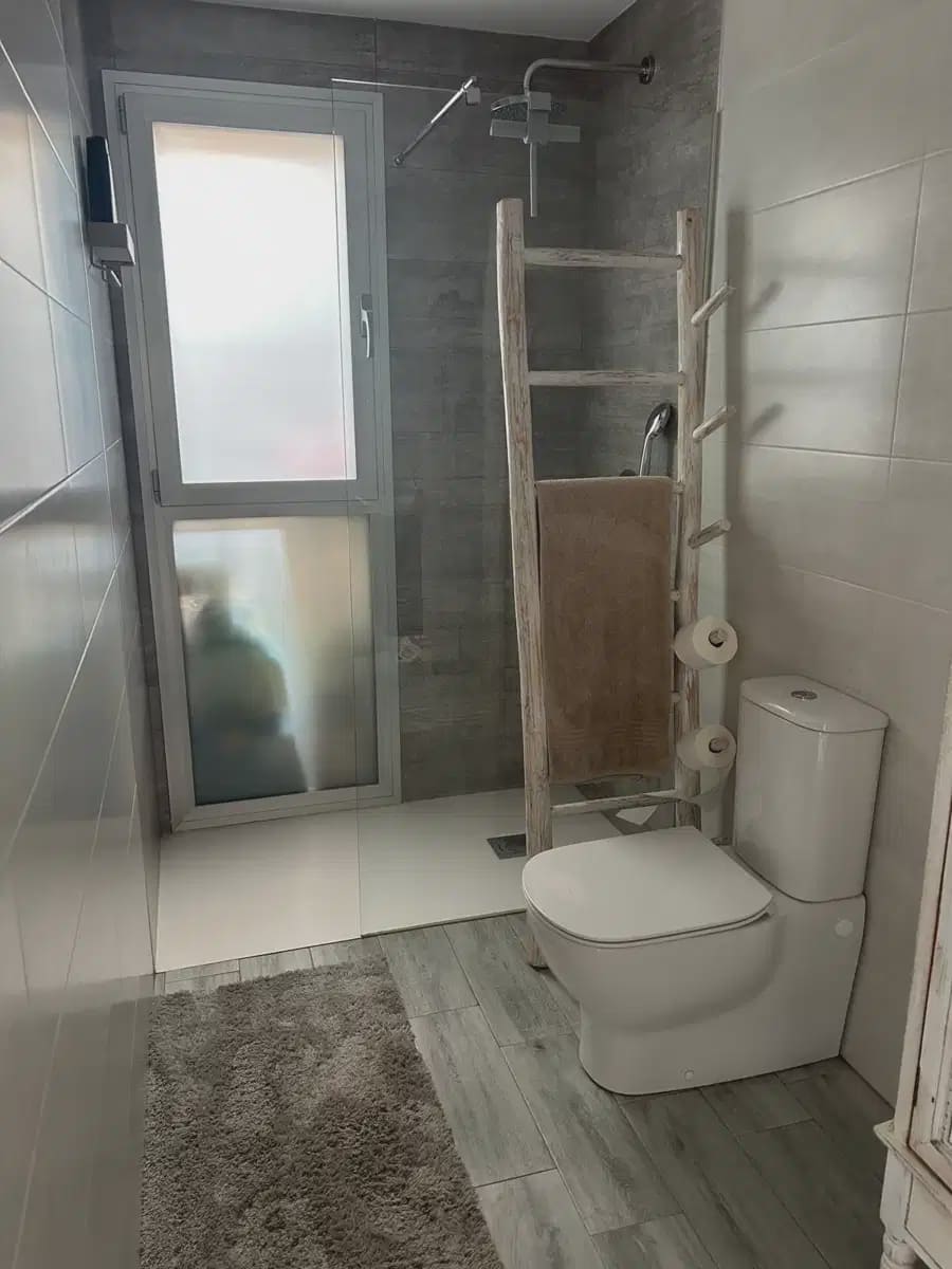 Pareado de 3 habitaciones en Daya Vieja en venta - 359.000 € (Ref: 9872142)