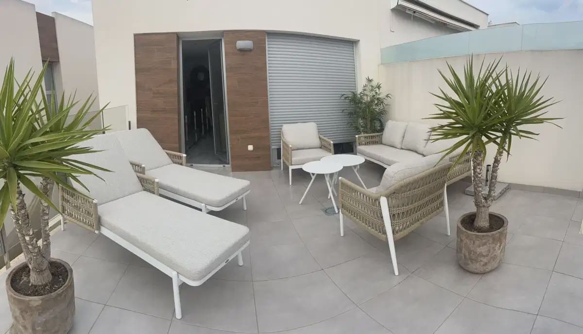 Pareado de 3 habitaciones en Daya Vieja en venta - 359.000 € (Ref: 9872142)