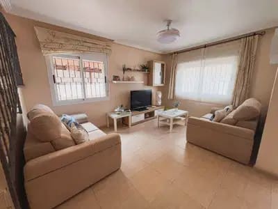 3 soverom Kjedet enebolig til salgs i Pilar de la Horadada - € 369 000 (Ref: 9872151)