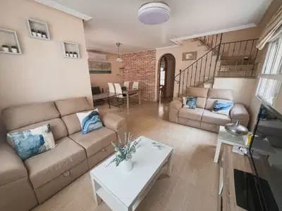 3 soverom Kjedet enebolig til salgs i Pilar de la Horadada - € 369 000 (Ref: 9872151)