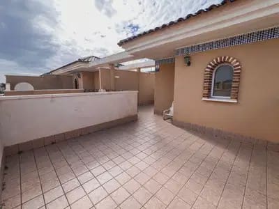 3 soverom Kjedet enebolig til salgs i Pilar de la Horadada - € 369 000 (Ref: 9872151)