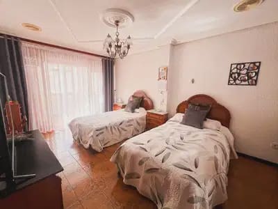 5 bedroom Townhouse for sale in Guardamar del Segura - € 380,000 (Ref: 9872156)