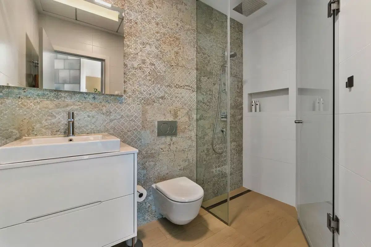 Apartamento de 2 habitaciones en Las Colinas Golf en venta con piscina - 359.000 € (Ref: 9872157)