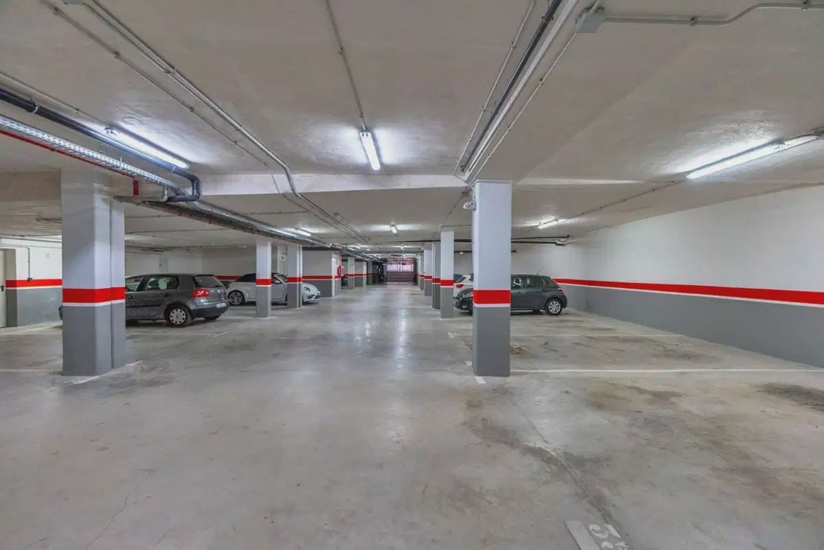 Apartamento de 2 habitaciones en Las Colinas Golf en venta con piscina - 359.000 € (Ref: 9872157)