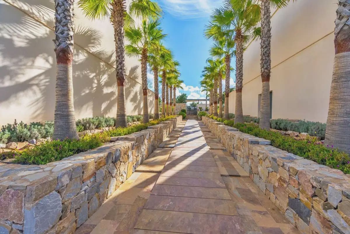 Apartamento de 2 habitaciones en Las Colinas Golf en venta con piscina - 359.000 € (Ref: 9872157)
