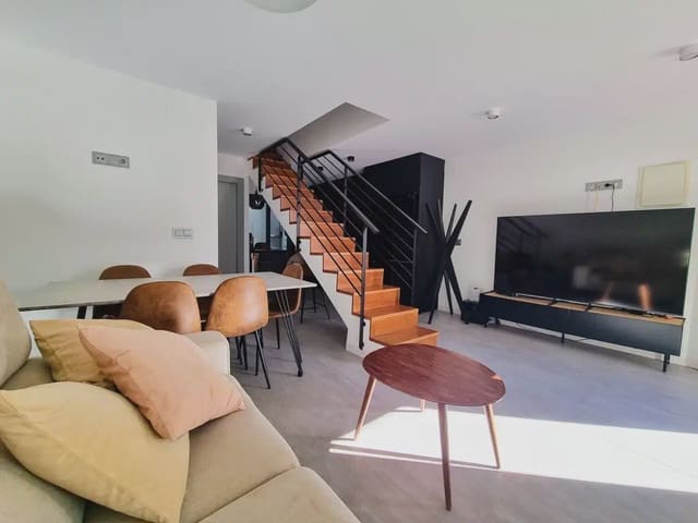 3 soveværelse Villa til salg i Mil Palmeras, Pilar de la Horadada - € 399.000 (Ref: 9872167)