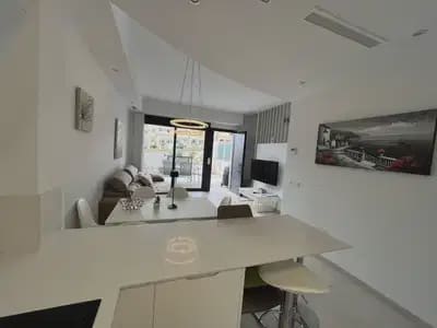 3 chambre Maison de Ville à vendre à Villamartin avec piscine - 335 000 € (Ref: 9888396)