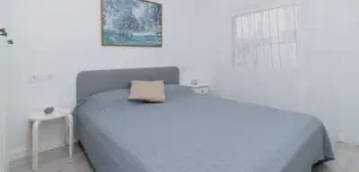 Casa de 3 habitaciones en La Zenia en venta - 328.000 € (Ref: 9888400)