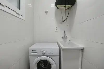 2 soveværelse Lejlighed til salg i Torrevieja med garage - € 325.000 (Ref: 9888402)