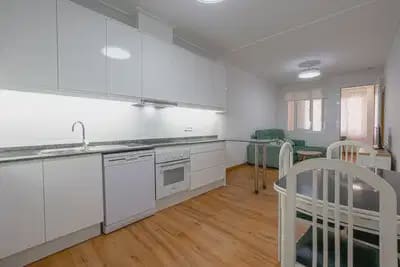 2 soveværelse Lejlighed til salg i Torrevieja med garage - € 325.000 (Ref: 9888402)