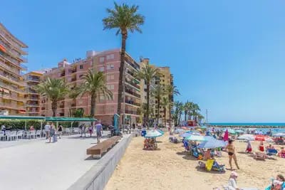 2 soveværelse Lejlighed til salg i Torrevieja med garage - € 325.000 (Ref: 9888402)