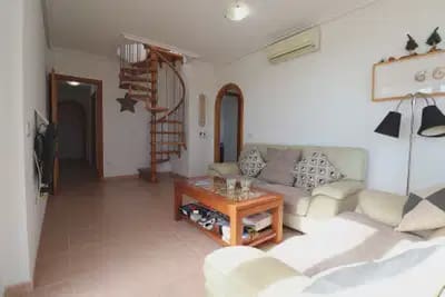 3 sovrum Takvåning till salu i Guardamar del Segura med pool - 337 500 € (Ref: 9888403)