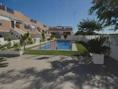 3 soverom Leilighet til salgs i Pilar de la Horadada med svømmebasseng - € 325 000 (Ref: 9888404)
