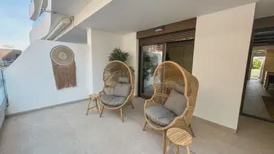 2 makuuhuone Ranta-asunto myytävänä paikassa Playa Flamenca mukana uima-altaan - 399 000 € (Ref: 9895766)