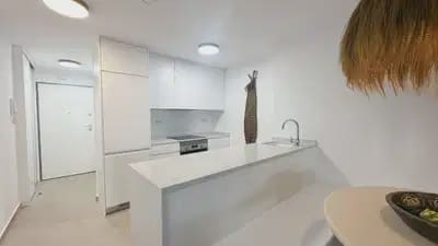2 makuuhuone Ranta-asunto myytävänä paikassa Playa Flamenca mukana uima-altaan - 399 000 € (Ref: 9895766)