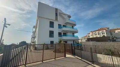 2 makuuhuone Ranta-asunto myytävänä paikassa Playa Flamenca mukana uima-altaan - 399 000 € (Ref: 9895766)
