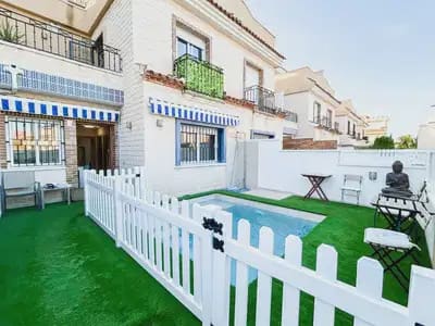 3 quarto Casa em Banda para venda em Torre de la Horadada - 383 300 € (Ref: 9897060)