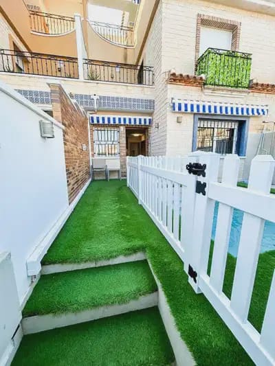 3 quarto Casa em Banda para venda em Torre de la Horadada - 383 300 € (Ref: 9897060)