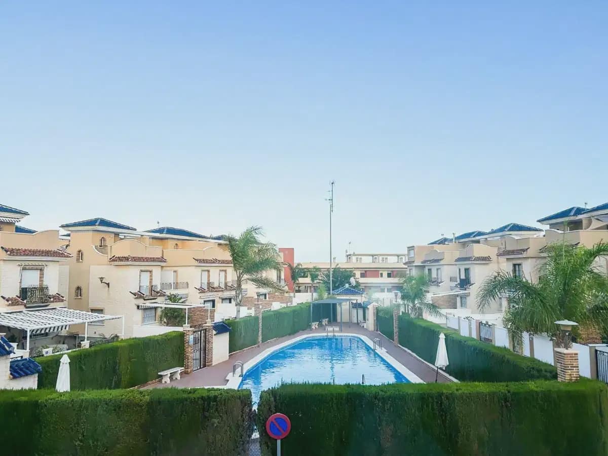 3 quarto Casa em Banda para venda em Torre de la Horadada - 383 300 € (Ref: 9897060)