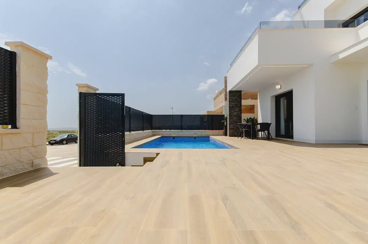 3 bedroom Semi-detached Villa for sale in Orihuela with pool garage - € 395,000 (Ref: 9897063)