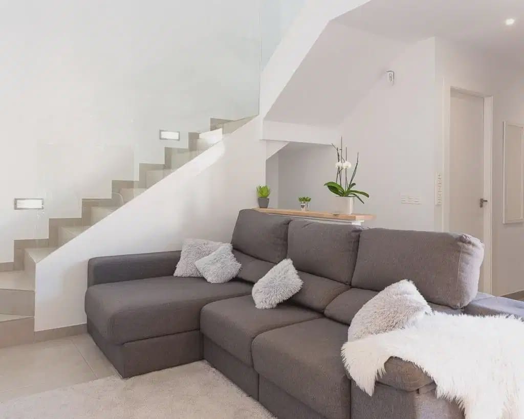 4 bedroom Villa for sale in Benijofar with garage - € 420,000 (Ref: 9897065)
