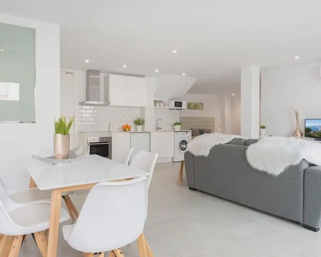 4 bedroom Villa for sale in Benijofar with garage - € 420,000 (Ref: 9897065)