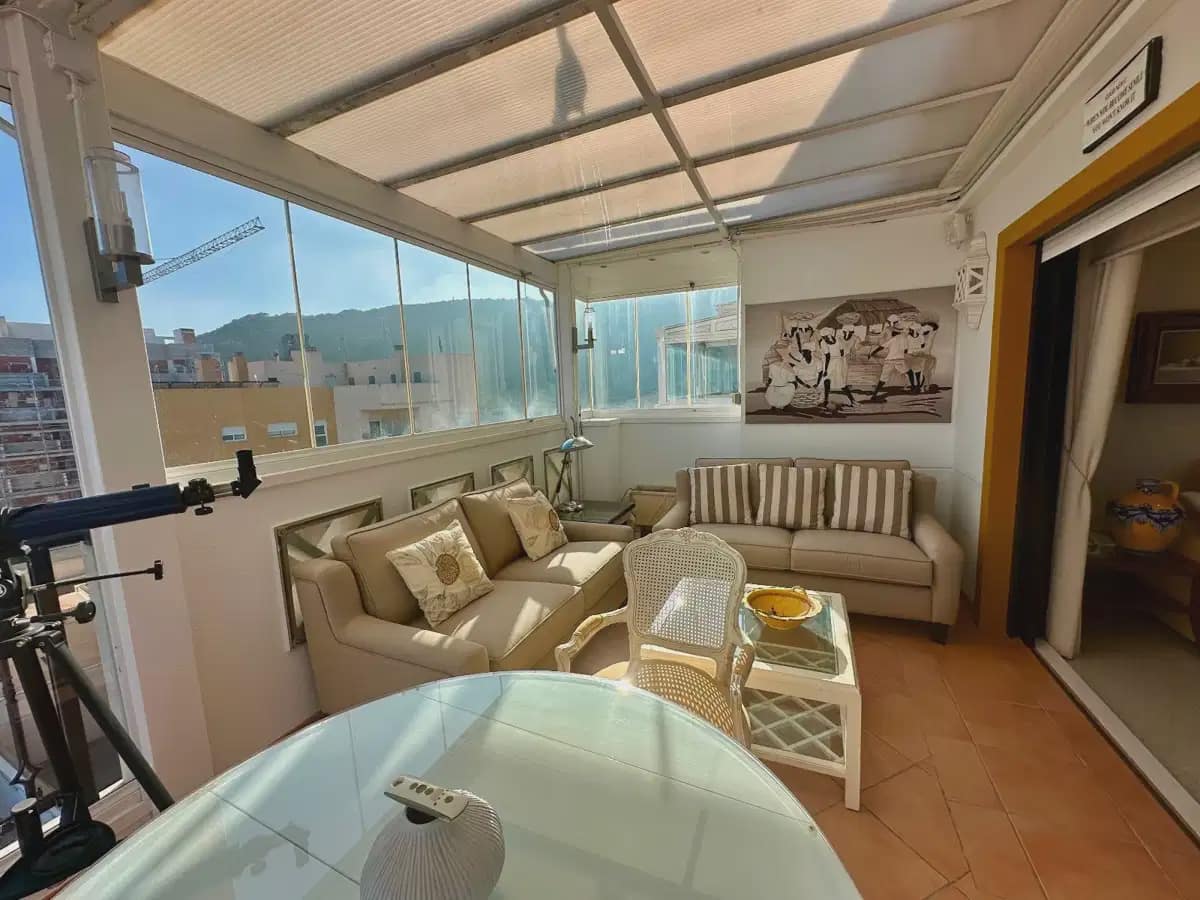 2 bedroom Penthouse for sale in Guardamar del Segura with pool - € 450,000 (Ref: 9897066)