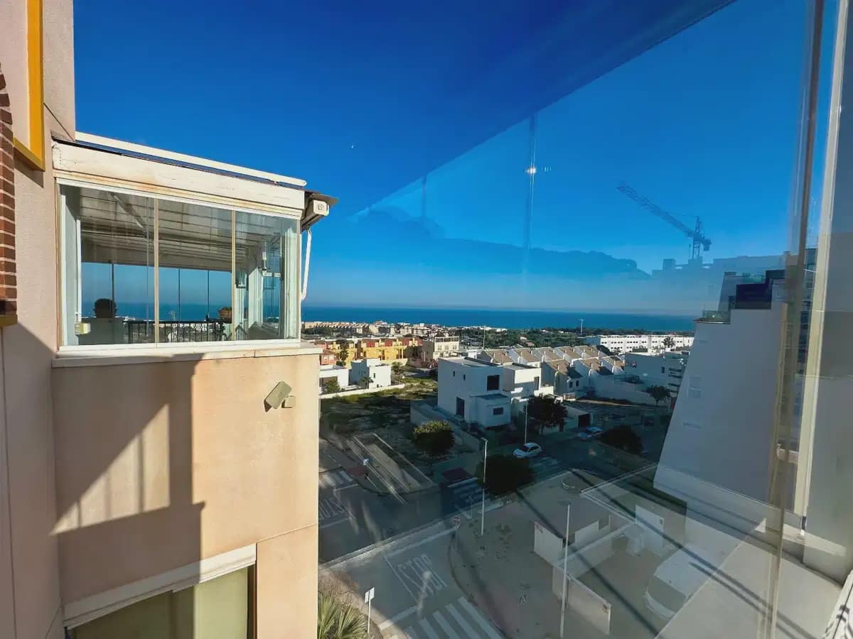 2 bedroom Penthouse for sale in Guardamar del Segura with pool - € 450,000 (Ref: 9897066)
