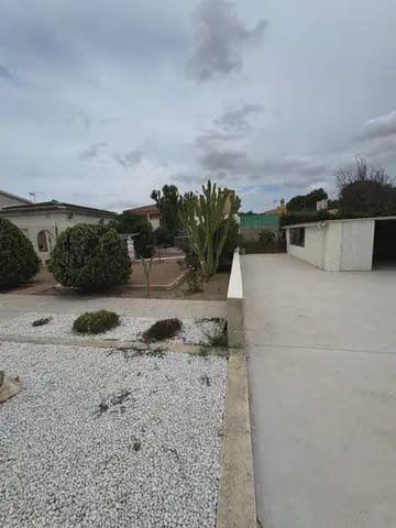 3 quarto Moradia para venda em La Marina, Elche / Elx com piscina garagem - 460 000 € (Ref: 9897067)