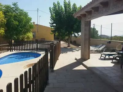 3 soveværelse Villa til salg i La Romana med swimmingpool garage - € 385.000 (Ref: 9897068)