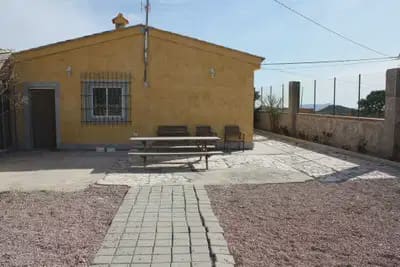3 soveværelse Villa til salg i La Romana med swimmingpool garage - € 385.000 (Ref: 9897068)