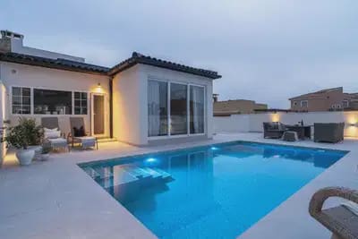 3 soverom Villa til salgs i La Siesta med svømmebasseng - € 439 000 (Ref: 9897069)