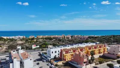 2 Zimmer Penthouse zu verkaufen in Guardamar del Segura mit Pool Garage - 429.000 € (Ref: 9897071)