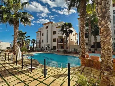 2 Zimmer Penthouse zu verkaufen in Guardamar del Segura mit Pool Garage - 429.000 € (Ref: 9897071)