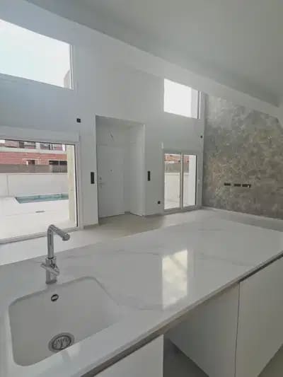 3 Zimmer Villa zu verkaufen in Los Montesinos mit Pool Garage - 465.000 € (Ref: 9897073)