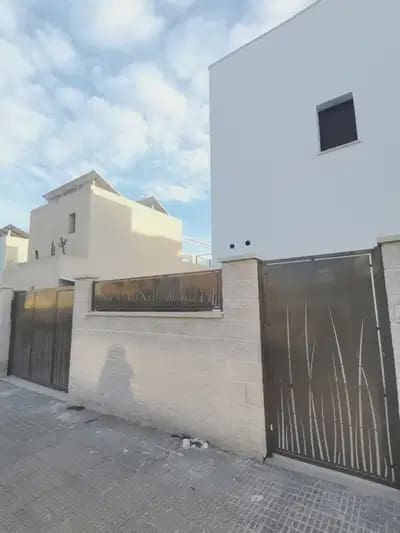 3 Zimmer Villa zu verkaufen in Los Montesinos mit Pool Garage - 465.000 € (Ref: 9897073)