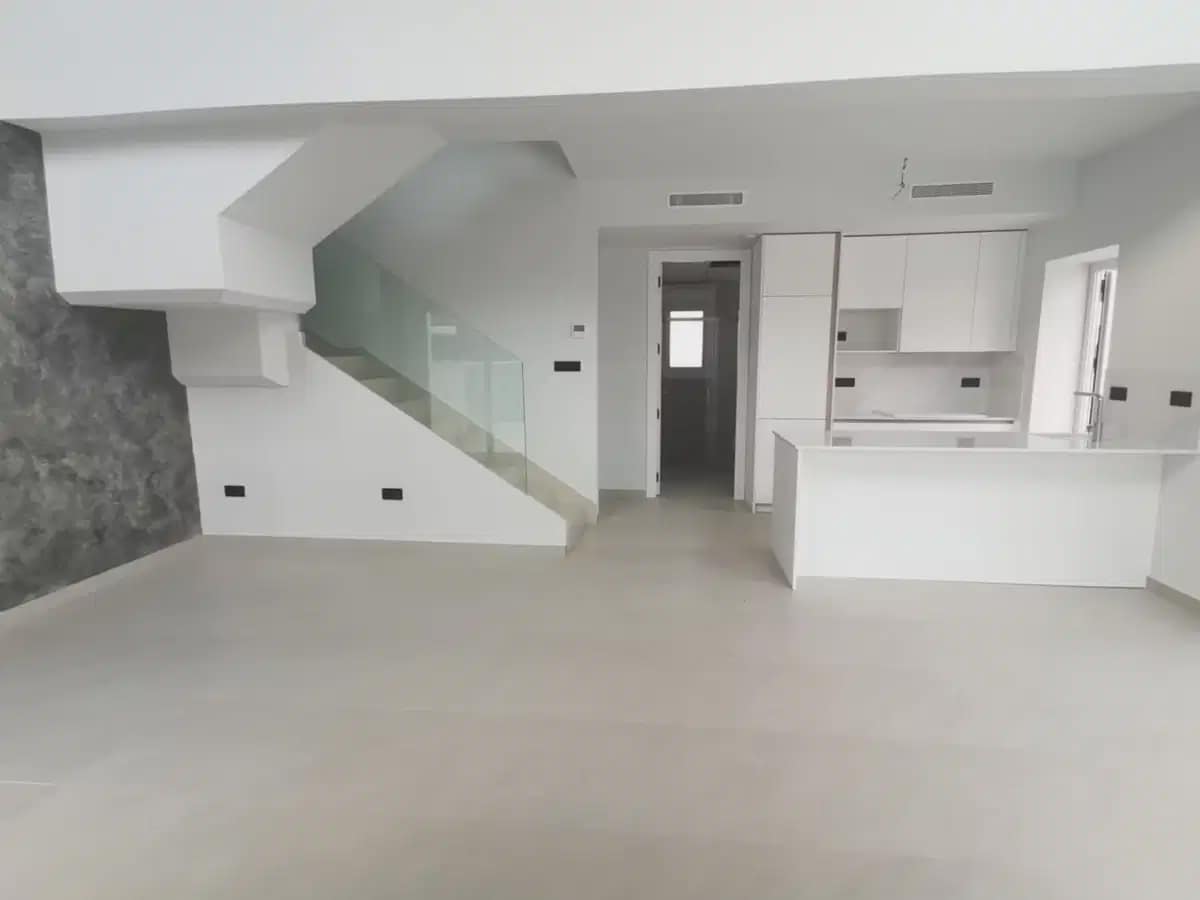 3 Zimmer Villa zu verkaufen in Los Montesinos mit Pool Garage - 465.000 € (Ref: 9897073)