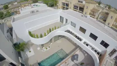 4 Zimmer Villa zu verkaufen in Almoradi mit Pool - 429.000 € (Ref: 9897074)