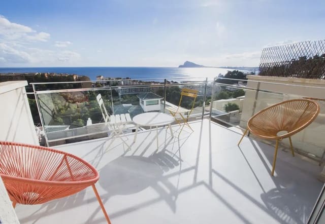 Ático de 2 habitaciones en Altea en venta con piscina garaje - 420.000 € (Ref: 9897080)