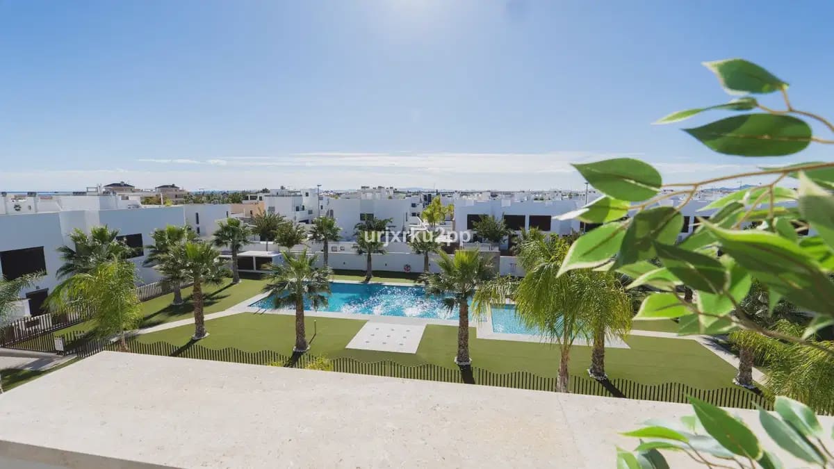 3 soverom Leilighet til salgs i Torre de la Horadada med svømmebasseng garasje - € 399 000 (Ref: 9897081)