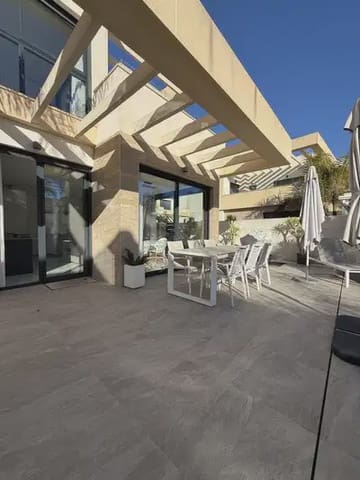 3 bedroom Villa for sale in Los Montesinos with pool garage - € 409,000 (Ref: 9897082)